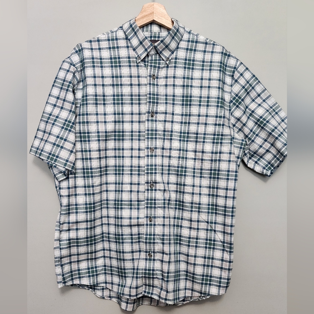 Cabela's Men's Plaid Short Sleeve Shirt Size Large